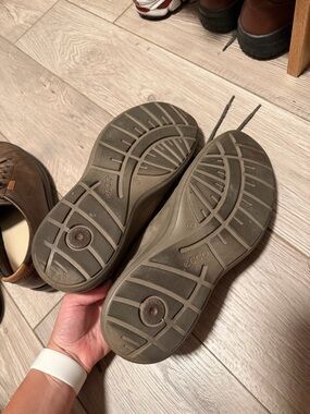 Ecco size 43